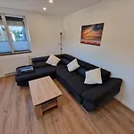 Lenz Apartment *