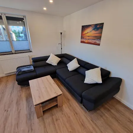 Lenz Apartment *